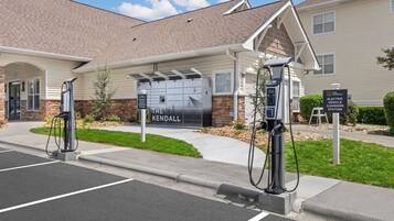 محطة لشحن السيارات الكهربائية