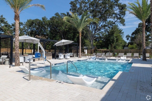 Outdoor pool, free cabanas