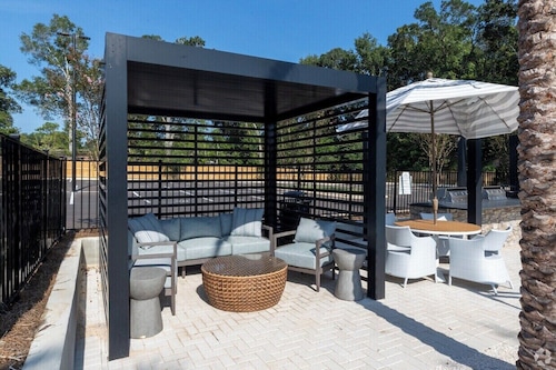 Landing Apartments Pensacola - Belleview Heights