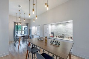 Coffee service - Landing Apartments - North Central Pensacola (Pensacola)