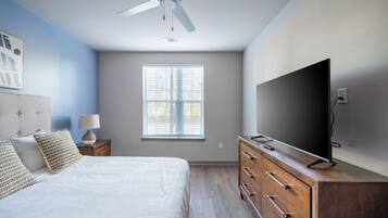 Apartment, 2 Bedrooms | Individually decorated, individually furnished, desk, laptop workspace