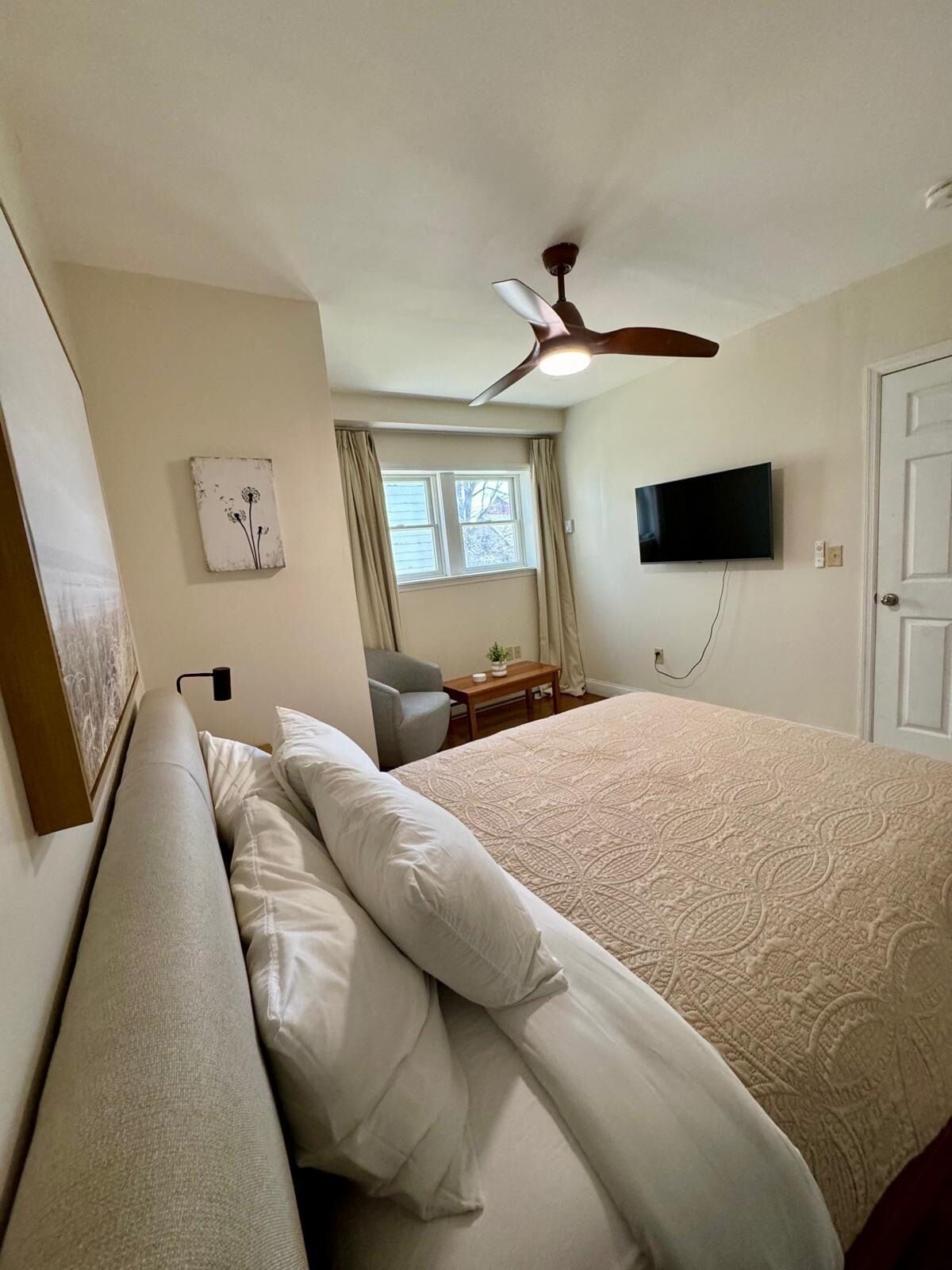 Economy Apartment, Courtyard View | Iron/ironing board, free WiFi