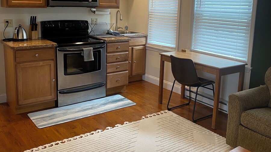 Central Lake Placid Hideaway