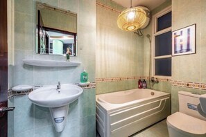 Unclassified image, 4 of 21, button - An Corner - My Vinh Apartment - Central D3 (Ho Chi Minh City)