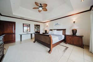 3 bedrooms, in-room safe, iron/ironing board, free WiFi