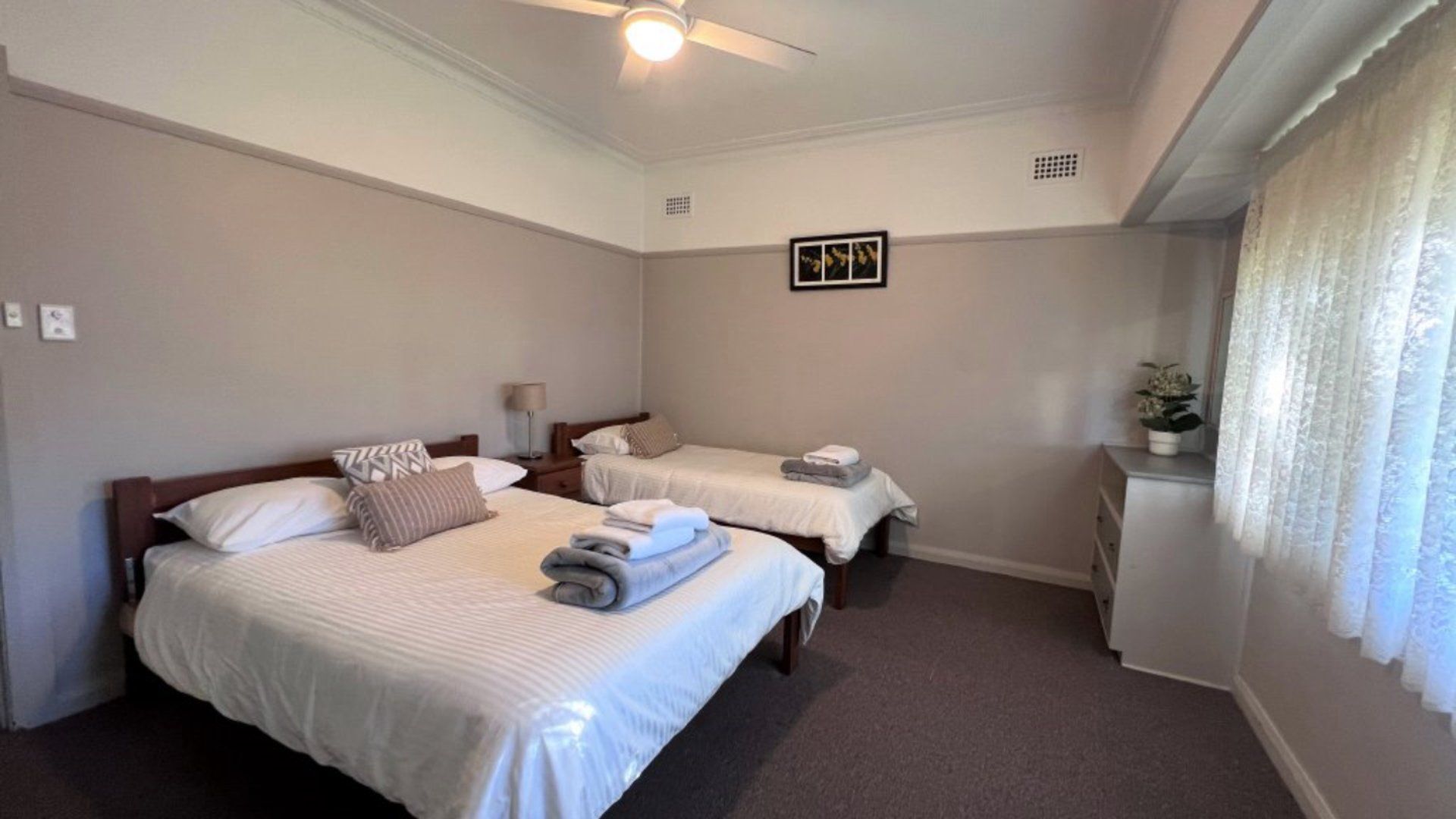 3 bedrooms, free WiFi, bed sheets