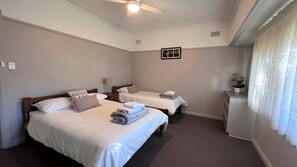 3 Schlafzimmer, kostenloses WLAN, Bettwäsche