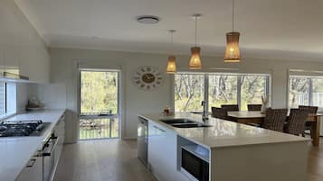 Microwave, oven, stovetop, dishwasher