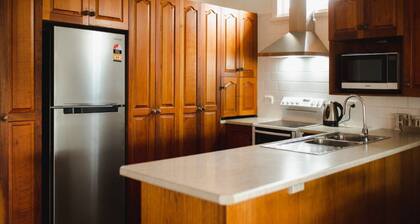 Riverfront Retreat Sussex House Park