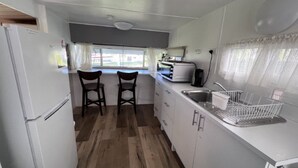 Unclassified image, 2 of 7, button - Van 6 Sussex House Holiday Park (Sussex Inlet)
