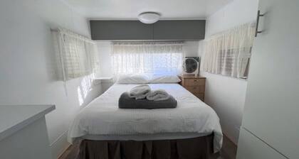 Van 6 Sussex House Holiday Park