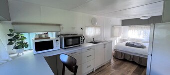 Van 6 Sussex House Holiday Park