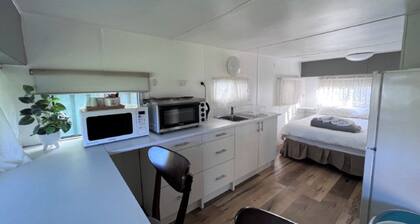 Van 6 Sussex House Holiday Park