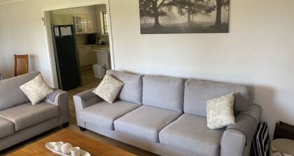 HAPPY DAYZ Only 2 Hours From Sydney