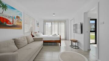 4 bedrooms, iron/ironing board, travel crib, free WiFi