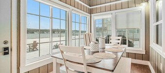 Lakefront, Year-Round Stony Lake Hideaway