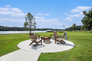 Property grounds - Lakefront, Year-Round Stony Lake Hideaway (Shelby)
