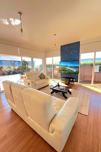 Bridport Breeze -Relax, Recharge, Repeat