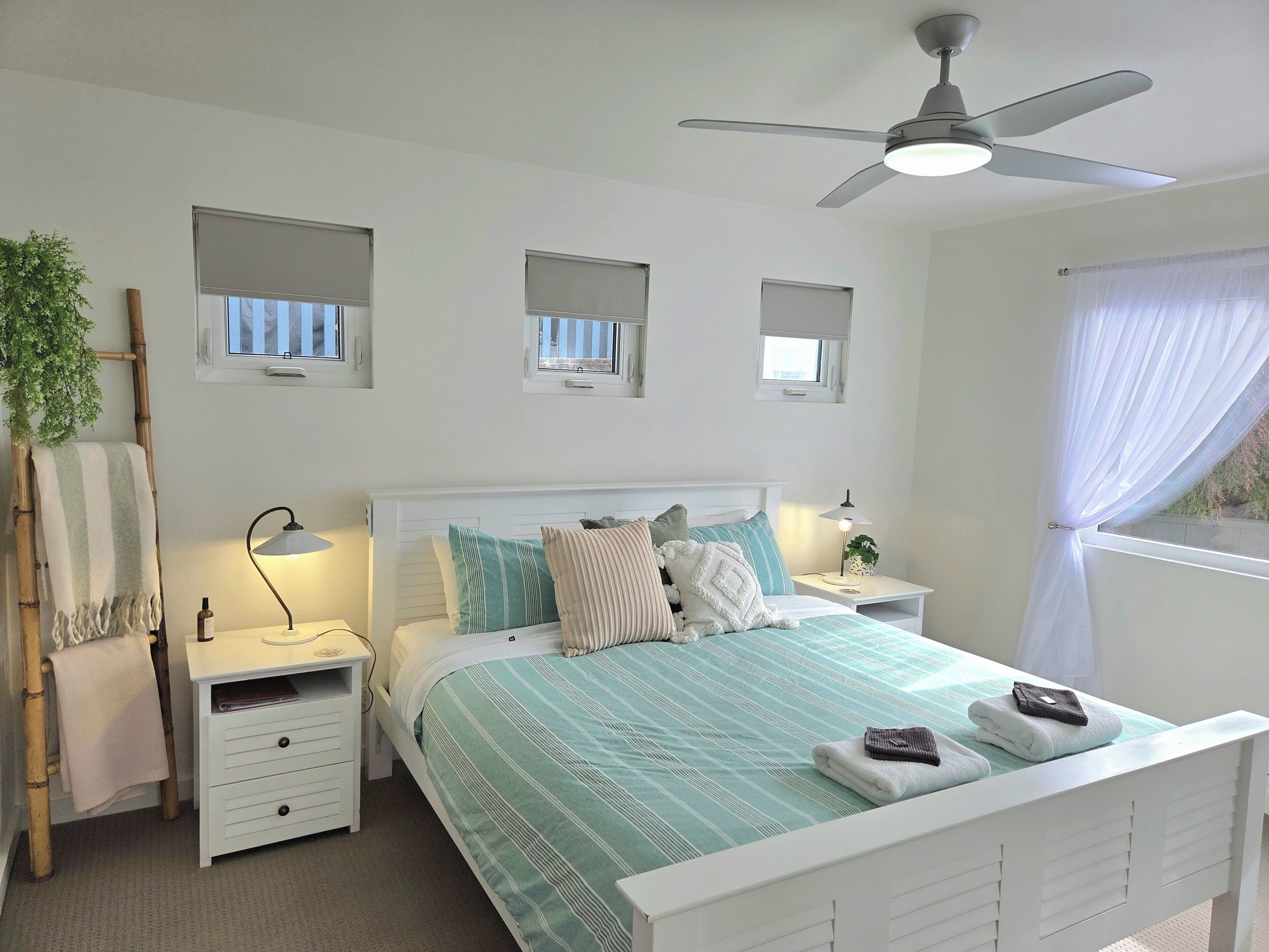 3 makuuhuonetta, silitysrauta/-lauta, Wi-Fi, vuodevaatteet