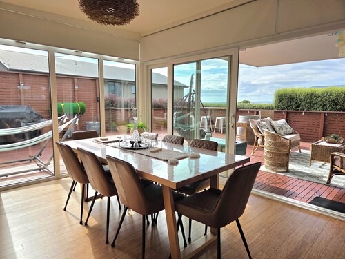 Bridport Breeze -Relax, Recharge, Repeat