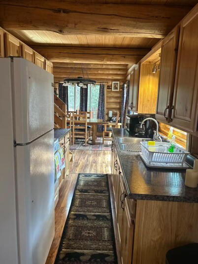 Lamar Valley Mountain Cabin