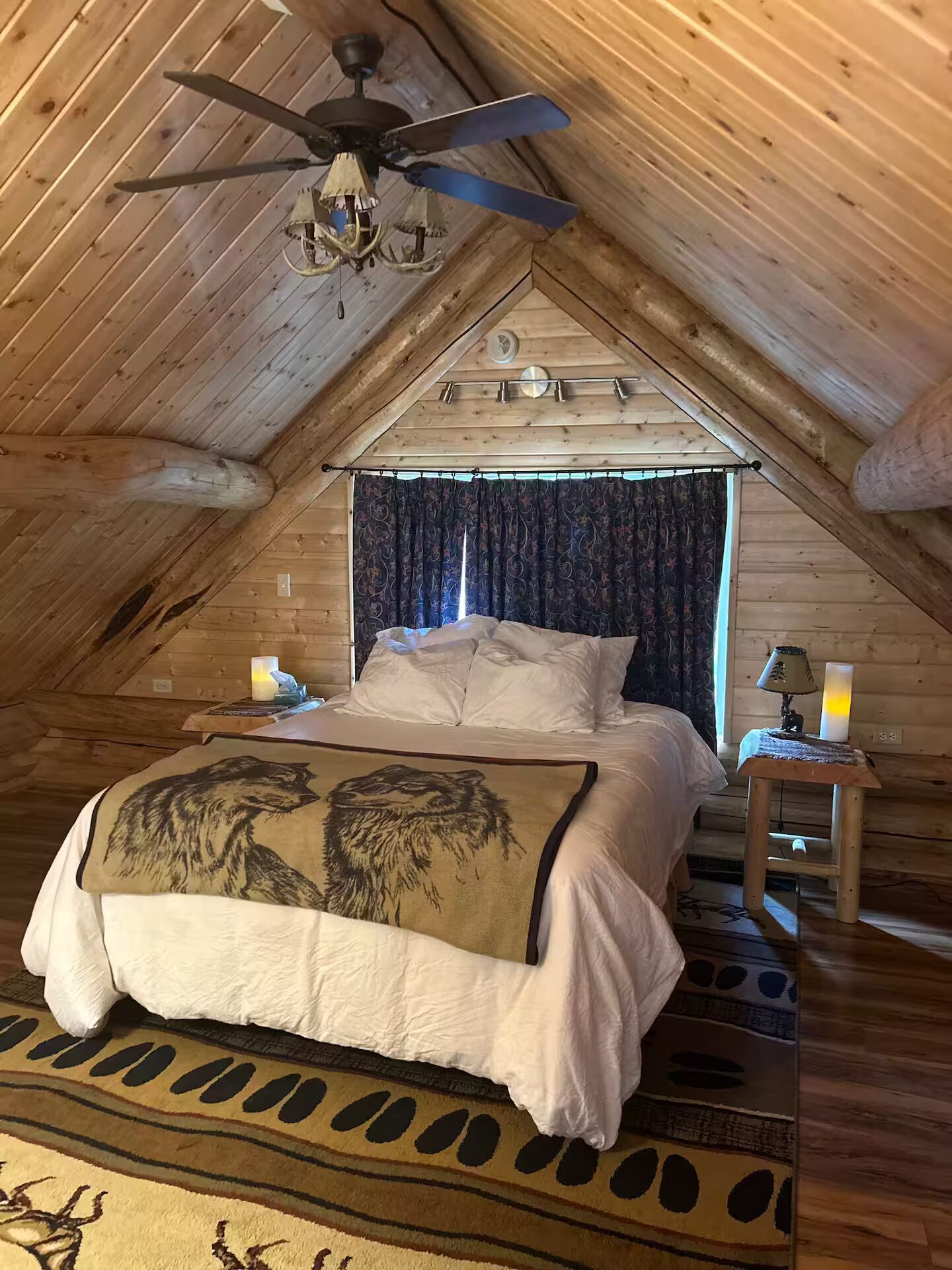 2 多间卧室、WiFi、床单