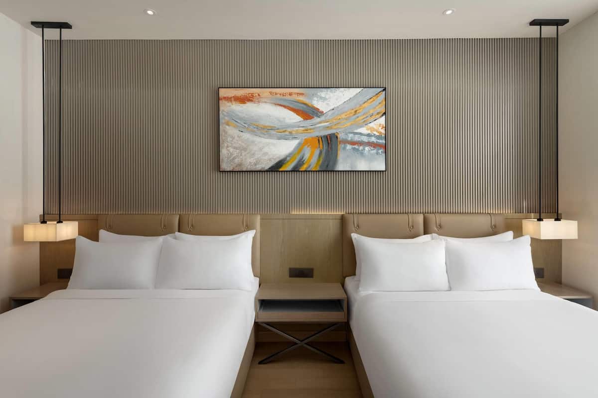 Suite - 2 queensize-senge