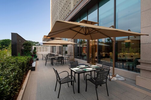 Hawthorn By Wyndham Yibin Lizhuang