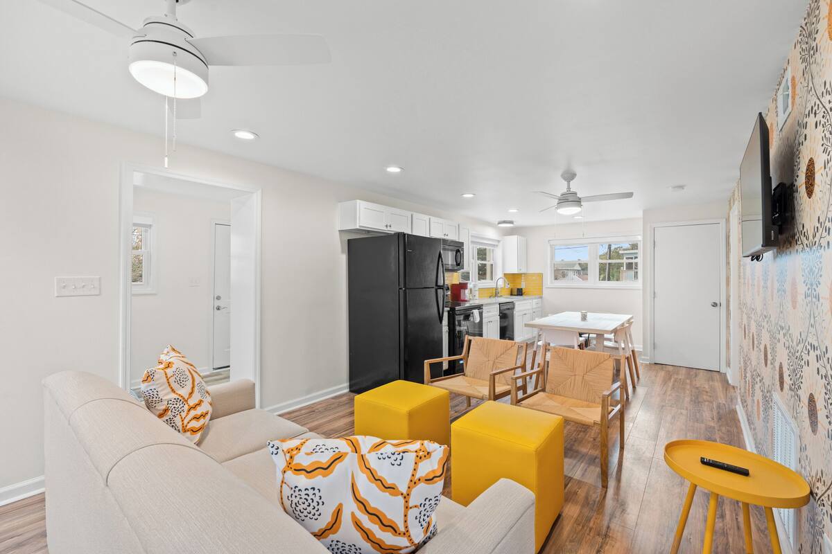 Leilighet, 2 soverom, ikke-røyk, kjæledyr tillatt | Oppholdsområde