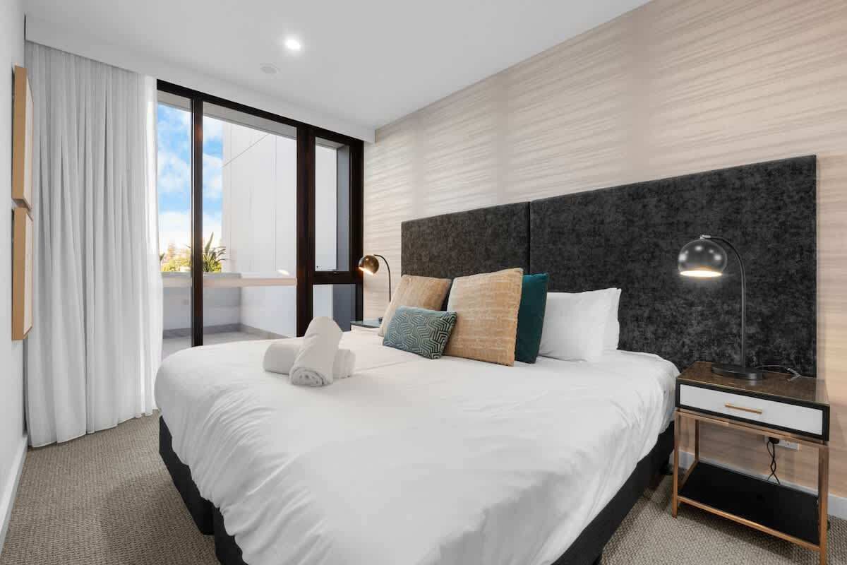 2 bedrooms, iron/ironing board, travel cot, WiFi