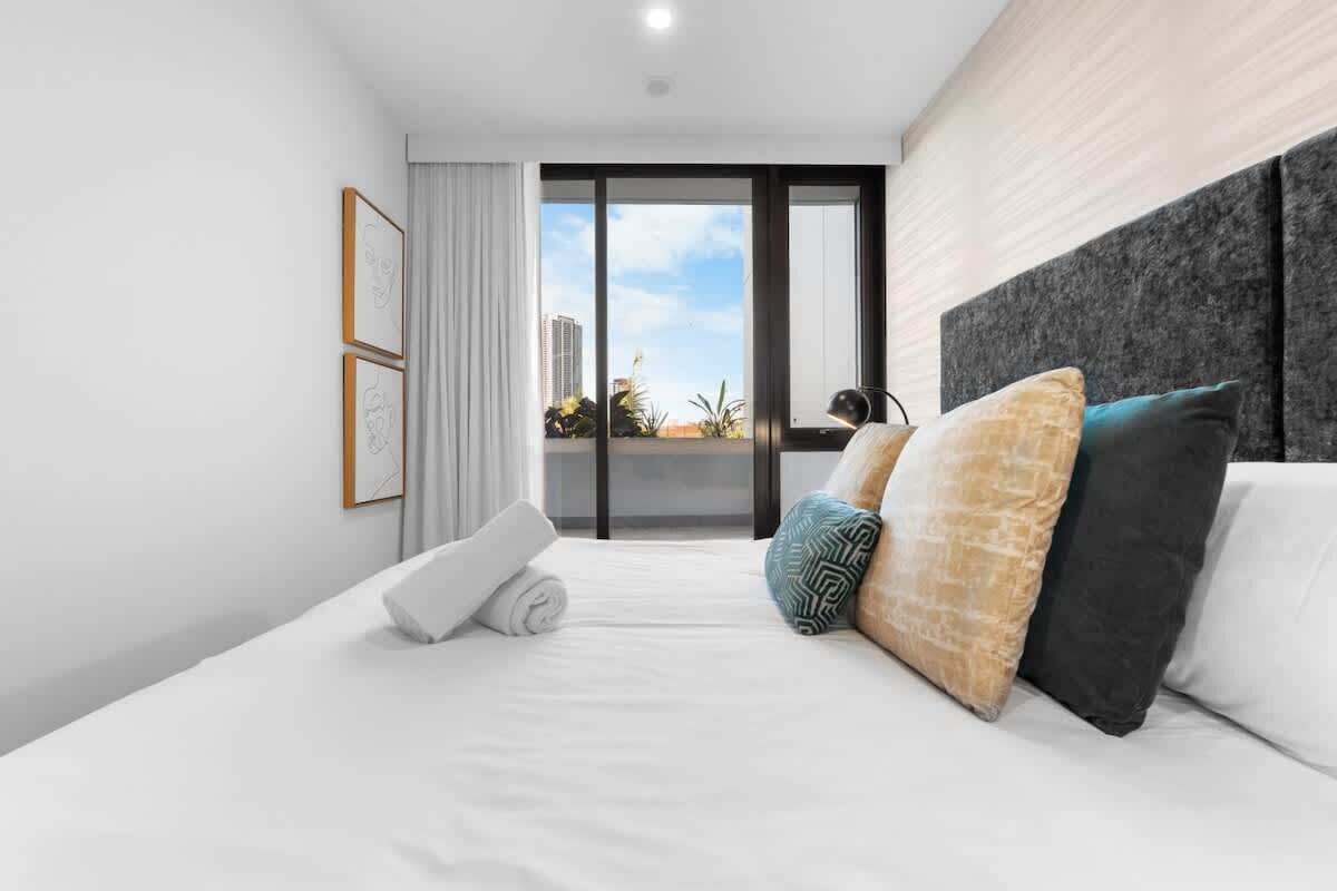 2 bedrooms, iron/ironing board, travel cot, WiFi