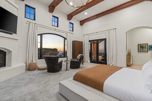 Villa (6 Bedrooms) | Interior