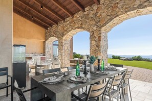 Villa (6 Bedrooms) | Interior