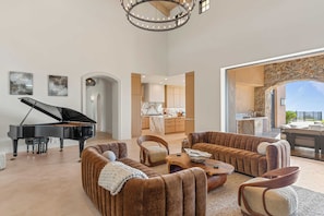 Villa (6 Bedrooms) | Intérieur