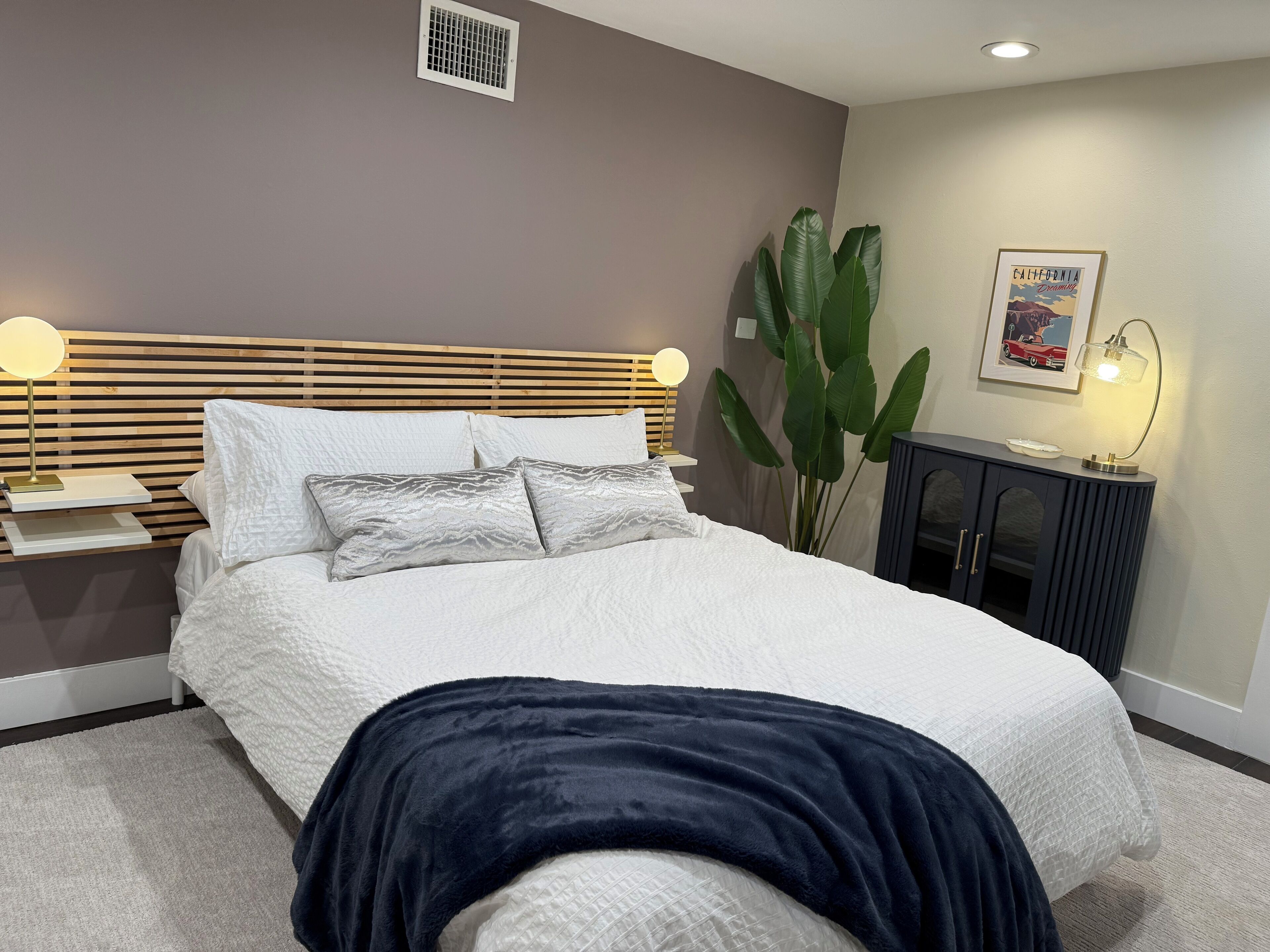 Private deck in the trees 🌳