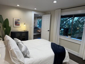 1 室のベッドルーム、デスク、アイロン / アイロン台、WiFi