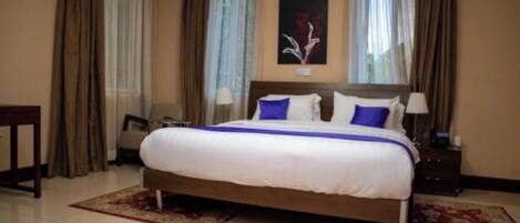 Acceso a internet y ropa de cama