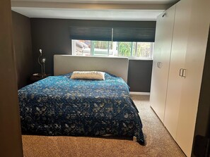 2 soverom, strykejern/-brett, wi-fi og sengetøy