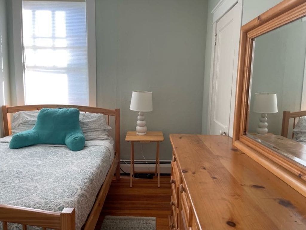 2 slaapkamers, een strijkplank/strijkijzer, wifi, beddengoed