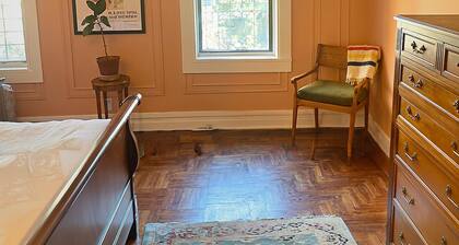 2Bedroom on Brooklyn's Prospect Park