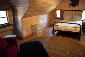 2 quartos, ferros/tábuas de passar roupa, Wi-Fi, roupa de cama