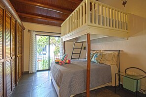 3 bedrooms, iron/ironing board, Internet, bed sheets