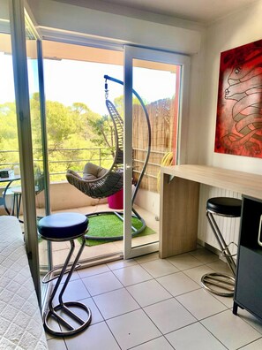 المنش�أة من الداخل