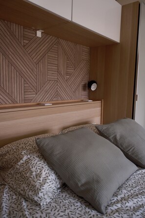 1 bedroom, iron/ironing board, free WiFi, bed sheets