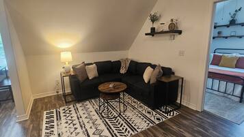 1 dormitorio, escritorio, wifi gratis y ropa de cama