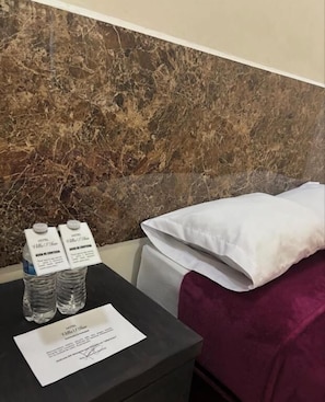 Basic Single Room | Free WiFi
