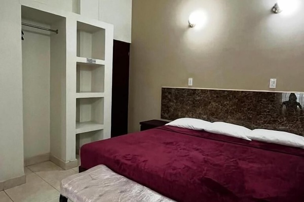 Basic Single Room | Free WiFi