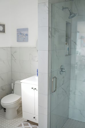 Hair dryer, towels, soap, toilet paper