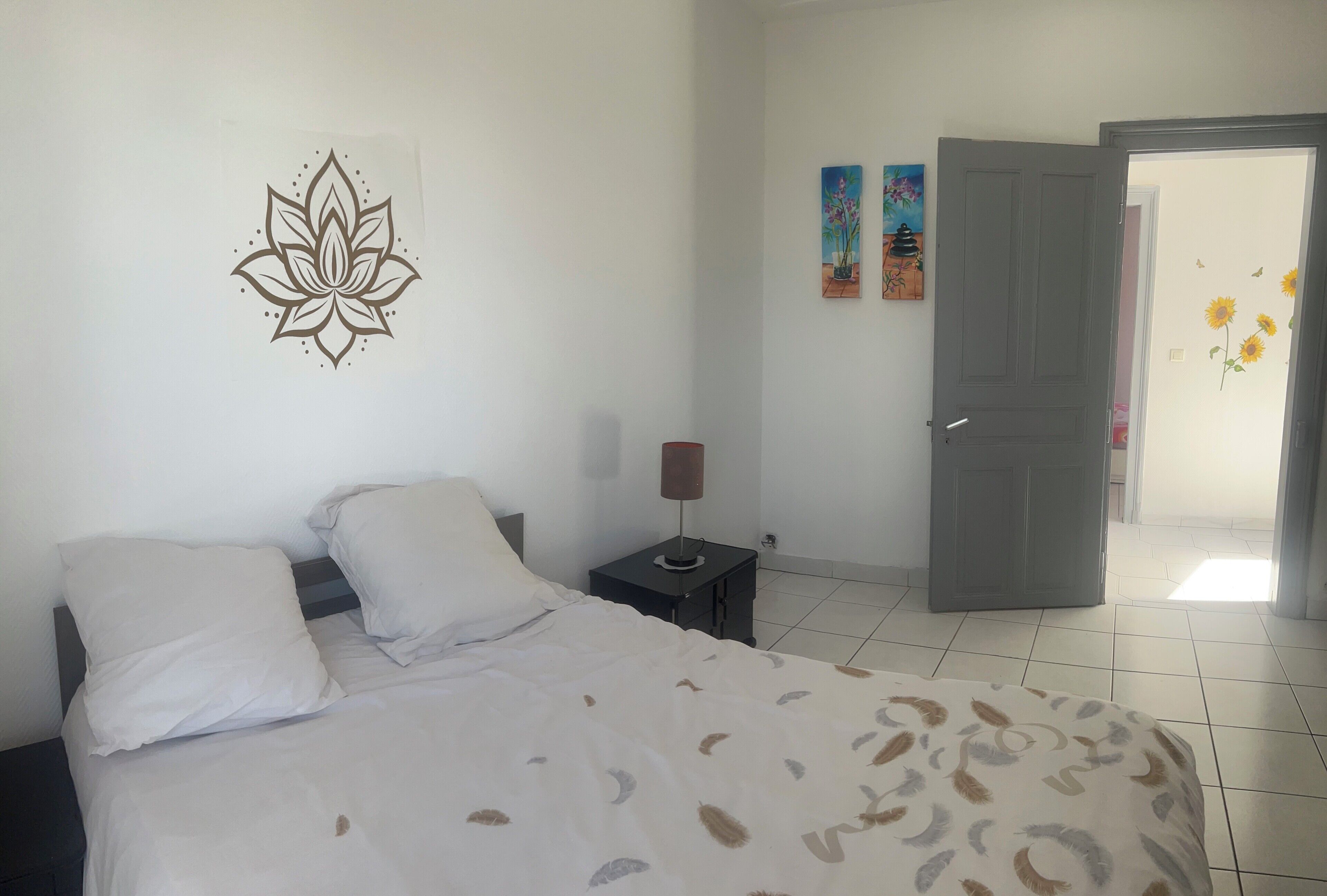 3 bedrooms, iron/ironing board, Internet, bed sheets