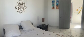 Spacious, comfortable and bright, the "37" awaits you.